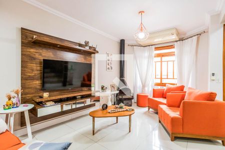 Sala de casa para alugar com 3 quartos, 187m² em Jardim Itu, Porto Alegre