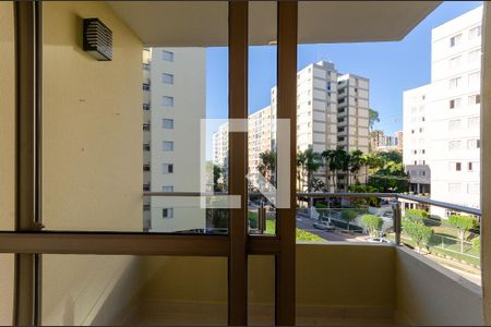 Sala de apartamento para alugar com 3 quartos, 65m² em City América, São Paulo