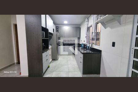 Casa para alugar com 3 quartos, 400m² em Piqueri, São Paulo