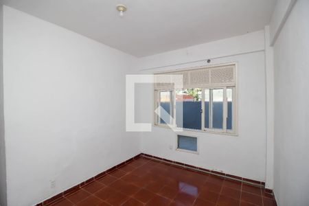 Sala de apartamento para alugar com 1 quarto, 45m² em Jardim Carioca, Rio de Janeiro