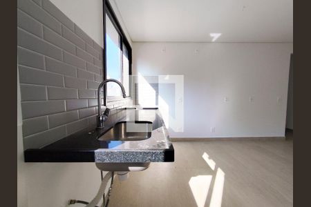 Cozinha de apartamento à venda com 3 quartos, 107m² em Lourdes, Belo Horizonte