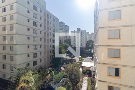 Vista do Quarto 1 de apartamento para alugar com 2 quartos, 66m² em Jardim Santa Emília, São Paulo