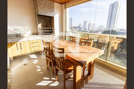 Varanda de apartamento para alugar com 3 quartos, 104m² em Vila Bertioga, São Paulo