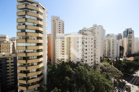 Vista de apartamento à venda com 2 quartos, 243m² em Indianópolis, São Paulo