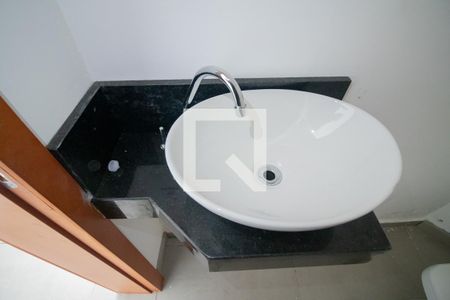 Lavabo de casa à venda com 2 quartos, 75m² em Chácara, Betim