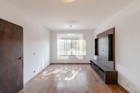 Sala de casa para alugar com 3 quartos, 140m² em Jardim Santa Emília, São Paulo
