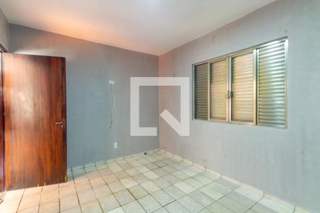 Quarto 2 de casa à venda com 2 quartos, 400m² em Penha de França, São Paulo