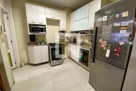 Cozinha de apartamento à venda com 2 quartos, 65m² em Leblon, Rio de Janeiro