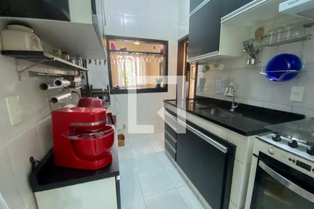 Cozinha  de apartamento à venda com 2 quartos, 76m² em Ipanema, Rio de Janeiro