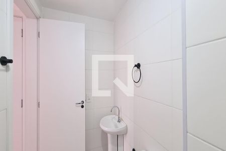 Banheiro de apartamento para alugar com 1 quarto, 29m² em Vila Ema, São Paulo