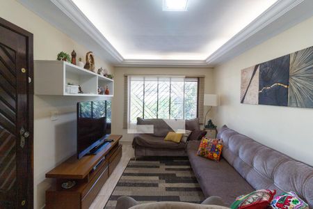 Sala de casa para alugar com 3 quartos, 146m² em Jardim Textil, São Paulo