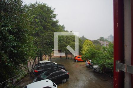 Quarto 1 - Vista de apartamento à venda com 2 quartos, 70m² em Passo D’areia, Porto Alegre