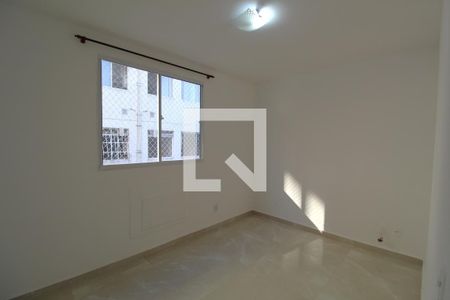 Quarto 1 de apartamento para alugar com 2 quartos, 45m² em Pechincha, Rio de Janeiro