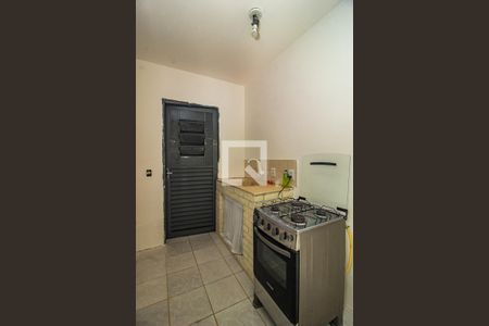 Cozinha de casa de condomínio para alugar com 1 quarto, 37m² em Vila Nova, Porto Alegre
