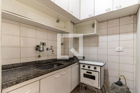 Cozinha de kitnet/studio à venda com 1 quarto, 29m² em Higienópolis, São Paulo
