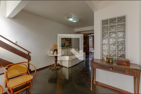 Sala de casa à venda com 4 quartos, 250m² em Santa Amélia, Belo Horizonte