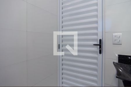 Banheiro de apartamento para alugar com 1 quarto, 32m² em Vila Boa Vista, Barueri