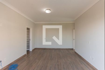 Casa à venda com 638m², 5 quartos e 4 vagas Casa à venda com 638m², 5 quartos e 4 vagasSuíte 4