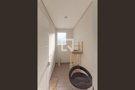 Casa à venda com 638m², 5 quartos e 4 vagas Casa à venda com 638m², 5 quartos e 4 vagasQuarto de Serviço