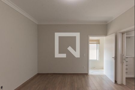 Casa à venda com 638m², 5 quartos e 4 vagas Casa à venda com 638m², 5 quartos e 4 vagasSuíte 3