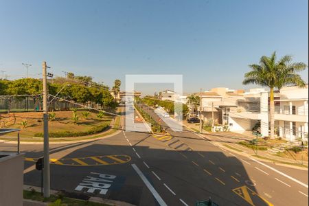 Casa à venda com 638m², 5 quartos e 4 vagas Casa à venda com 638m², 5 quartos e 4 vagasVista da Suíte 1