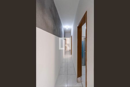 Corredor de casa para alugar com 2 quartos, 65m² em São Francisco, Belo Horizonte