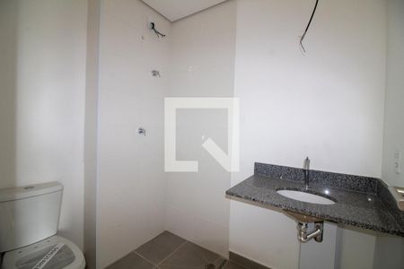 Banheiro de kitnet/studio à venda com 1 quarto, 23m² em Chácara Santo Antônio (zona Sul), São Paulo