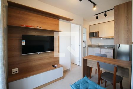 Sala de apartamento para alugar com 1 quarto, 28m² em Indianópolis, São Paulo