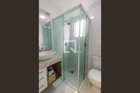 Banheiro de apartamento para alugar com 2 quartos, 57m² em Boa Vista, Porto Alegre