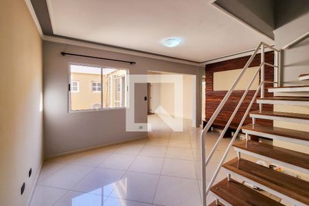 Sala de casa de condomínio para alugar com 3 quartos, 126m² em Loteamento Villa Branca, Jacareí