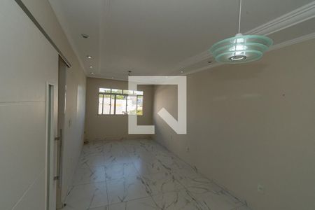 Sala de Estar/Jantar de apartamento à venda com 2 quartos, 77m² em Ponte Preta, Campinas