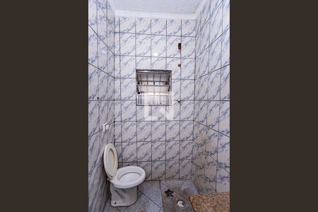 Banheiro de casa para alugar com 1 quarto, 90m² em Jardim Tiro Ao Pombo, São Paulo