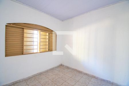 Quarto 2 de casa para alugar com 2 quartos, 160m² em Taguatinga Norte (taguatinga), Brasília