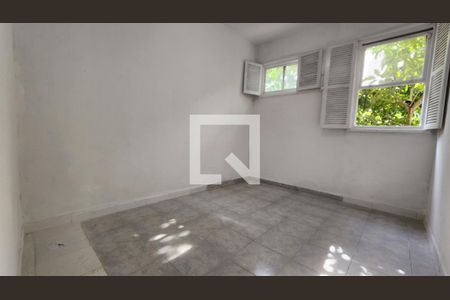 Sala de kitnet/studio para alugar com 1 quarto, 22m² em Itararé, Santos