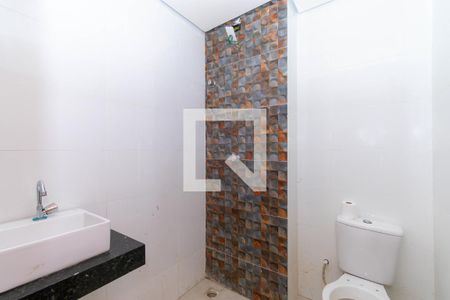 Banheiro da Suíte de apartamento à venda com 1 quarto, 33m² em Vila Bertioga, São Paulo