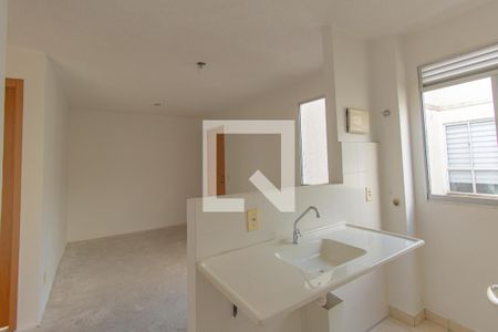 Cozinha e Área de Serviço de apartamento à venda com 2 quartos, 42m² em São José, Canoas