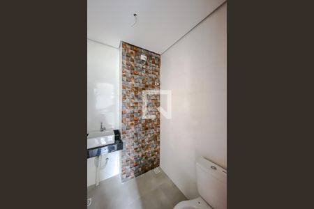 Banheiro da Suíte de apartamento à venda com 1 quarto, 33m² em Vila Bertioga, São Paulo