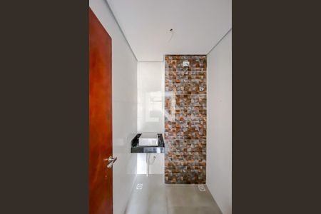 Banheiro da Suíte de apartamento à venda com 1 quarto, 33m² em Vila Bertioga, São Paulo