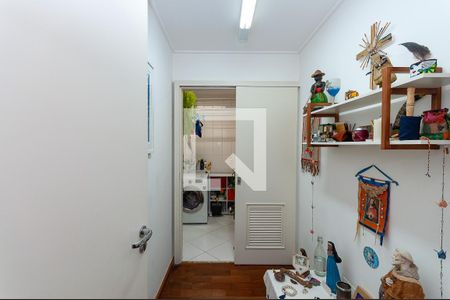 Quarto de Serviço de apartamento à venda com 3 quartos, 110m² em Vila Anglo Brasileira, São Paulo