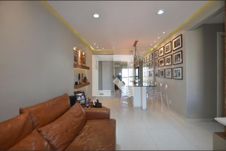 Sala de apartamento à venda com 3 quartos, 114m² em Brás de Pina, Rio de Janeiro