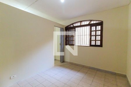 Quarto de casa para alugar com 2 quartos, 100m² em Vila Verde, São Paulo