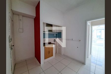 Hall de entrada/Cozinha de apartamento para alugar com 1 quarto, 30m² em Copacabana, Rio de Janeiro