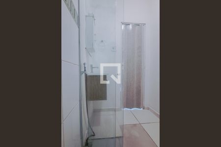 Banheiro social de apartamento para alugar com 1 quarto, 30m² em Copacabana, Rio de Janeiro