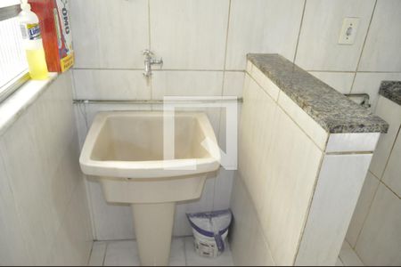 Cozinha e Área de Serviço de apartamento à venda com 2 quartos, 58m² em Inhaúma, Rio de Janeiro