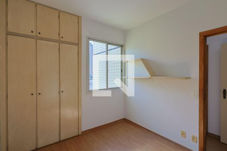 Quarto 1 de apartamento à venda com 2 quartos, 59m² em Carmo, Belo Horizonte