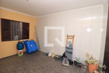 Quarto 2 de casa para alugar com 2 quartos, 100m² em Cangaíba, São Paulo