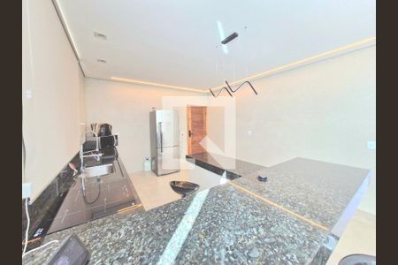 Cozinha americana de casa à venda com 5 quartos, 185m² em Joá, Lagoa Santa