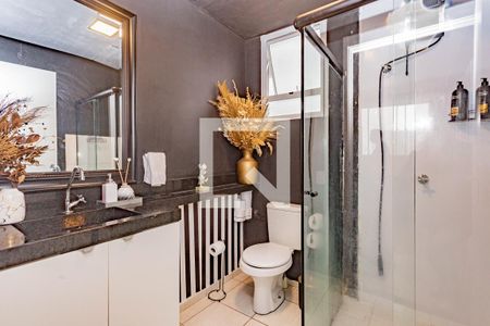 Banheiro de apartamento à venda com 2 quartos, 44m² em Jardim Maria Estela, São Paulo