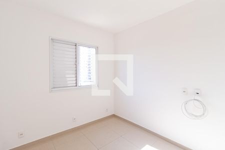 Quarto  de apartamento para alugar com 2 quartos, 62m² em Vila Osasco, Osasco