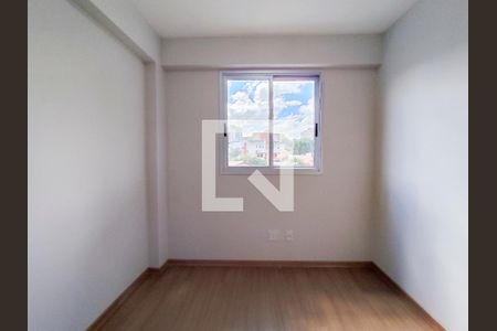 Quarto 2 de apartamento para alugar com 3 quartos, 80m² em Sagrada Família, Belo Horizonte